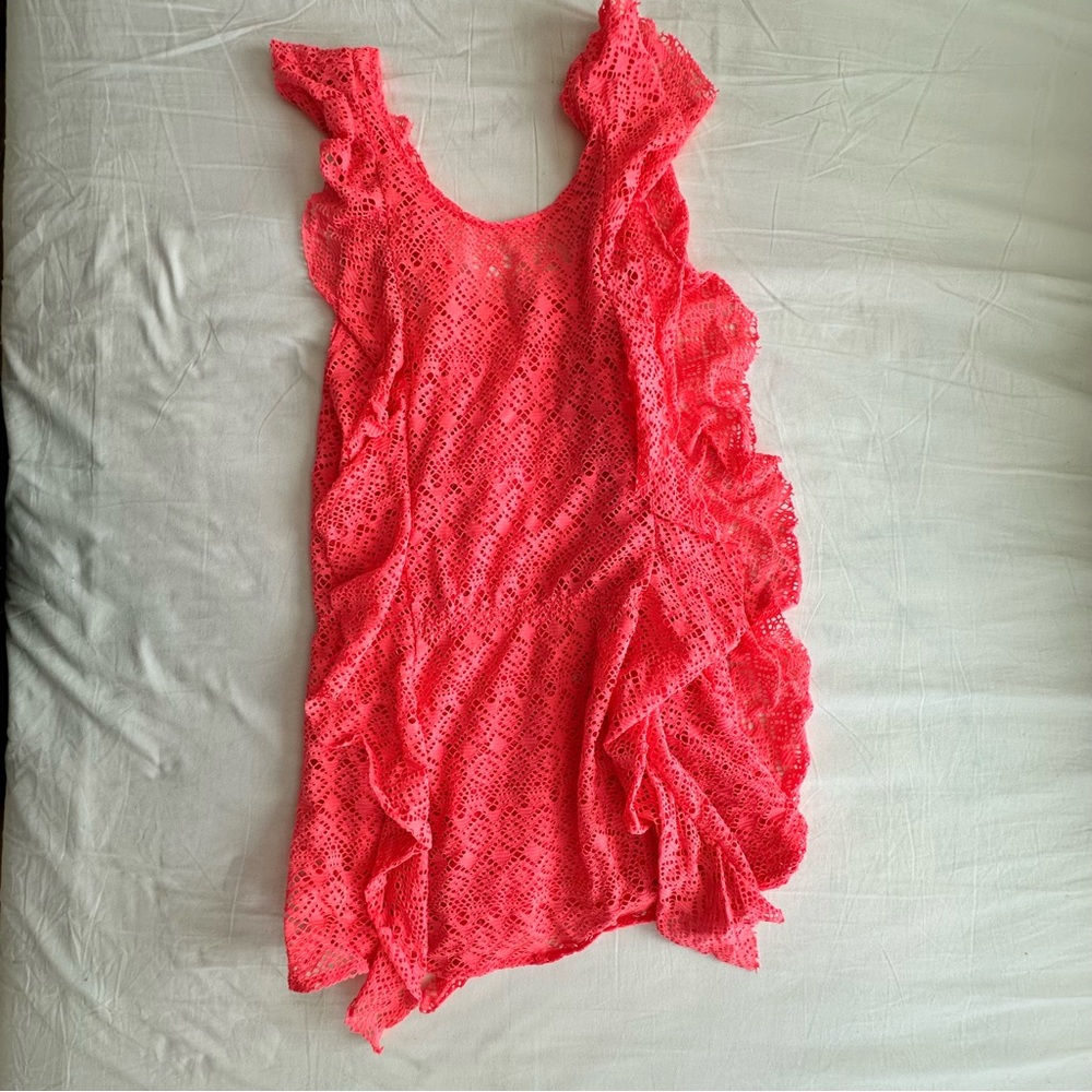 ⚡️ FLASH SALE Victoria’s Secret coral crochet ruffle beach cover up